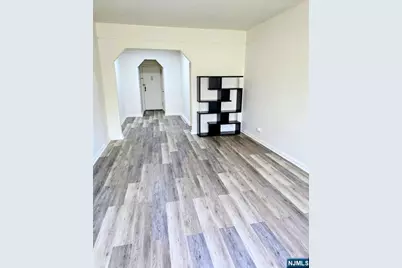 975-995 Teaneck, Teaneck Township, NJ 07666 - Photo 2