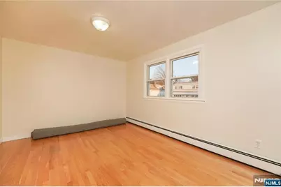 142 Maple 2 #2, Woodland Park, NJ 07424 - Photo 8