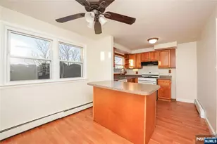 142 Maple 2, Woodland Park, NJ 07424 - Photo 2