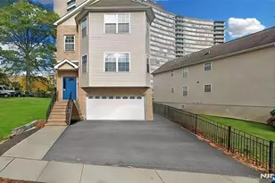 54 Melrose Ave, East Orange, NJ 07018 - Photo 2