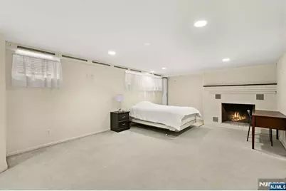 97 Riverview Avenue 1 #1, Cliffside Park, NJ 07010 - Photo 12