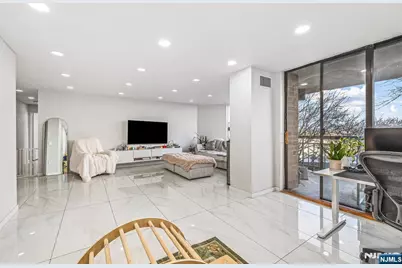 427 Harmon Cove Tower, Secaucus, NJ 07094 - Photo 12