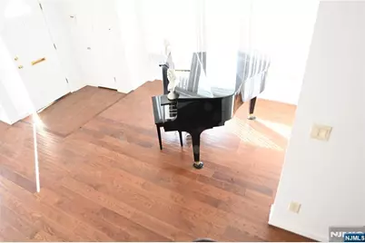 420 Broad Avenue, Englewood, NJ 07631 - Photo 4