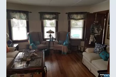 36 Glenwild Avenue 1 #1, Bloomingdale, NJ 07403 - Photo 8
