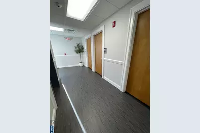 18 Wyckoff Avenue 202 #202, Waldwick, NJ 07463 - Photo 8