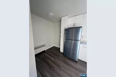 280-320 Oak Street 304B #304B, Ridgewood, NJ 07450 - Photo 6