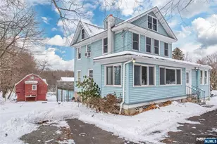 573 Wyckoff Ave, Mahwah, NJ 07430 - Photo 2