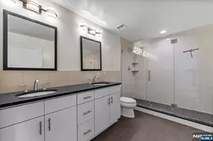 165 Fort Lee Rd, Teaneck Township, NJ 07666 - Photo 20