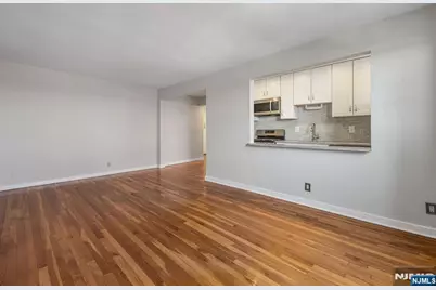 8300 Boulevard East 4D #4D, North Bergen, NJ 07047 - Photo 10