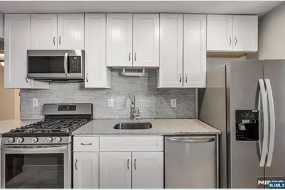 8300 Boulevard East 4D #4D, North Bergen, NJ 07047 - Photo 8