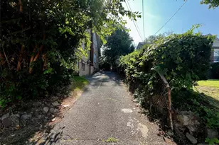 114 Cloverdale Ave 2, Paramus, NJ 07652 - Photo 20