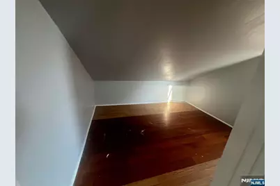 114 Cloverdale Avenue 2 #2, Paramus, NJ 07652 - Photo 12