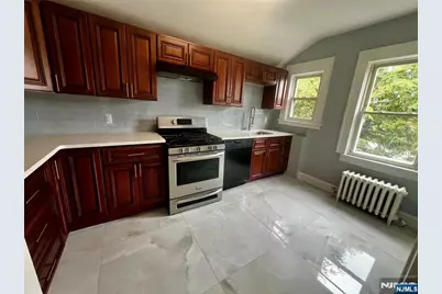 114 Cloverdale Avenue 2 #2, Paramus, NJ 07652 - Photo 14