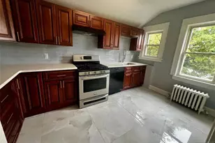 114 Cloverdale Ave 2, Paramus, NJ 07652 - Photo 14