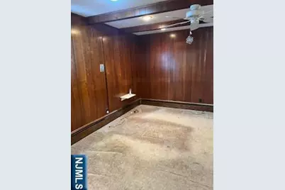 271 Danforth Avenue, Jersey City, NJ 07305 - Photo 12