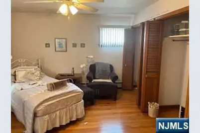 271 Danforth Avenue, Jersey City, NJ 07305 - Photo 20