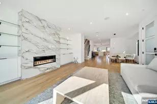 279 Myrtle Ave, Fort Lee, NJ 07024 - Photo 4