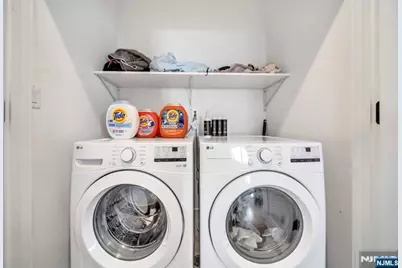 279 Myrtle Avenue, Fort Lee, NJ 07024 - Photo 18