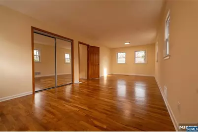 10 Eastbrook Drive, River Edge, NJ 07661 - Photo 8