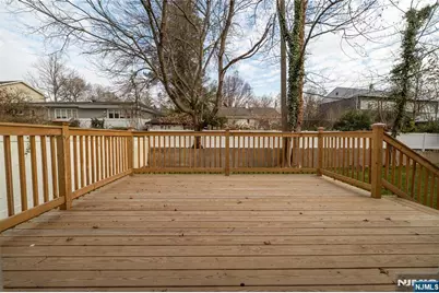 10 Eastbrook Drive, River Edge, NJ 07661 - Photo 12