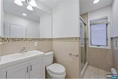 19 Manhattan Place 19 #19, Cliffside Park, NJ 07010 - Photo 12
