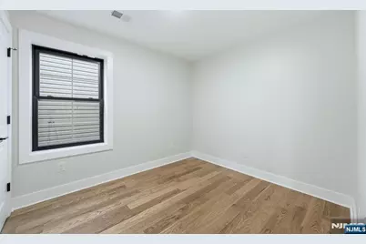 749 11th Street, Newark, NJ 07103 - Photo 34