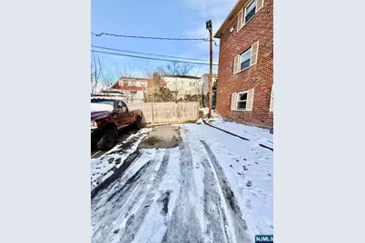 916 Stuyvesant Avenue G1 #G1, Irvington, NJ 07111 - Photo 12