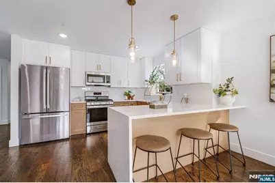 543 13th Avenue, Newark, NJ 07103 - Photo 8