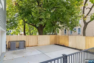 543 13th Ave, Newark, NJ 07103 - Photo 30