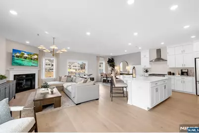 14 Belmont Place, Oakland, NJ 07436 - Photo 2