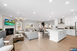 14 Belmont Pl, Oakland, NJ 07436 - Photo 2