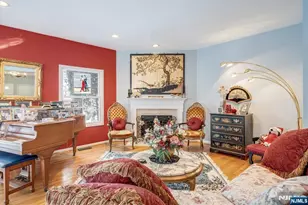 15 Paradise Pl C0008, Roseland, NJ 07068 - Photo 6