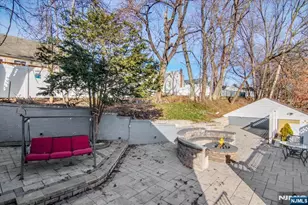 301 Riverview Rd, Pompton Lakes, NJ 07442 - Photo 26