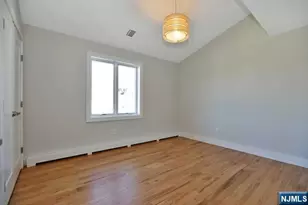 463 Roff Ave B, Palisades Park, NJ 07650 - Photo 16