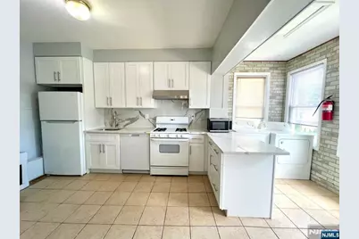 112 Tappan Street 2 #2, Kearny, NJ 07032 - Photo 12