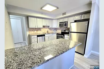 316 Prospect Avenue 8D #8D, Hackensack, NJ 07601 - Photo 1