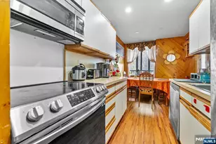 300 Winston Dr 2220, Cliffside Park, NJ 07010 - Photo 12