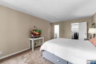 300 Winston Dr 2220, Cliffside Park, NJ 07010 - Photo 24