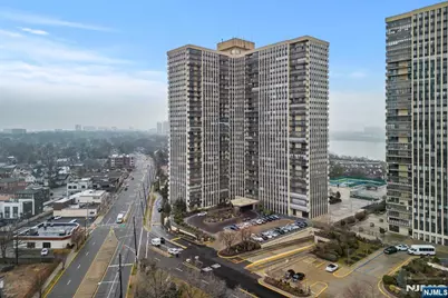 300 Winston Drive 2220 #2220, Cliffside Park, NJ 07010 - Photo 8