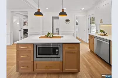 857 Collingwood Avenue, Maywood, NJ 07607 - Photo 14