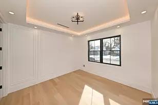 212 Monroe Ave, River Edge, NJ 07661 - Photo 12