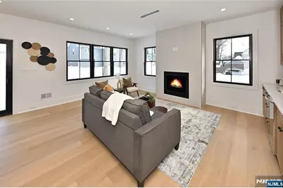 212 Monroe Avenue, River Edge, NJ 07661 - Photo 8