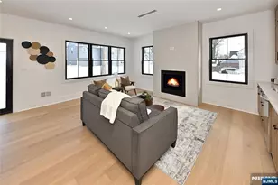 212 Monroe Ave, River Edge, NJ 07661 - Photo 8