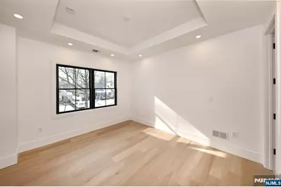 212 Monroe Avenue, River Edge, NJ 07661 - Photo 30
