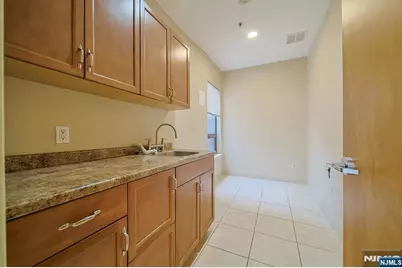 280 Broad Avenue 3F #3F, Palisades Park, NJ 07650 - Photo 14