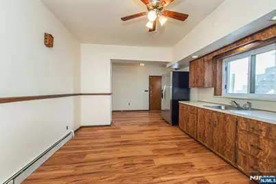 140 Jackson Avenue, Woodland Park, NJ 07424 - Photo 10