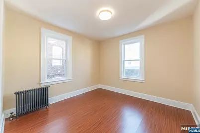 137 Hammond Avenue, Passaic, NJ 07055 - Photo 6