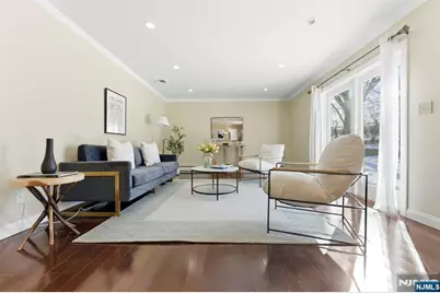 3 Rutgers Court, Roseland, NJ 07068 - Photo 4
