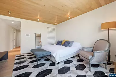 1008 Hudson Park, Edgewater, NJ 07020 - Photo 18