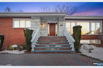 662 Summit Street, Englewood Cliffs, NJ 07632 - Photo 16